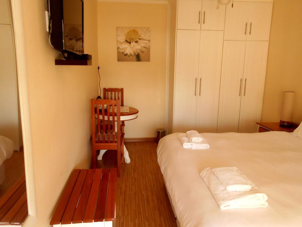Majestic Bed and Breakfast Kokstad  Kamer foto